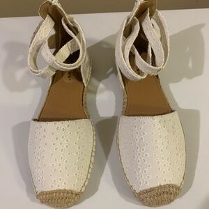 Women's White Eyelet Ankle-Tie Espadrille Flats